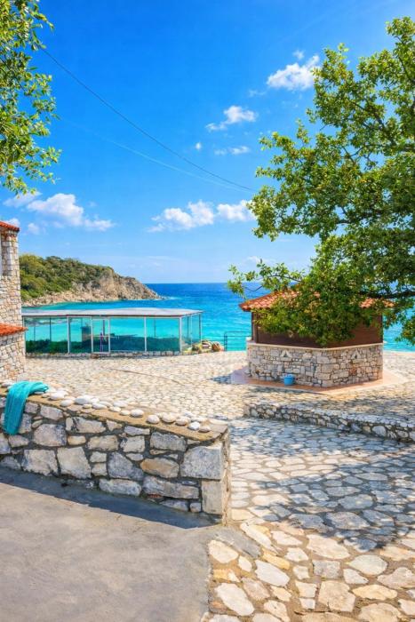 Lalloudes Seaside Suites Sea and Pool View