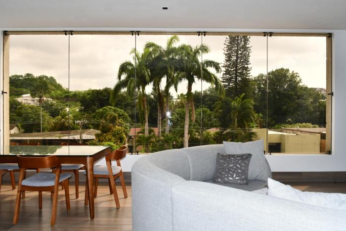 Modern NEW apartment in Urdesa Central