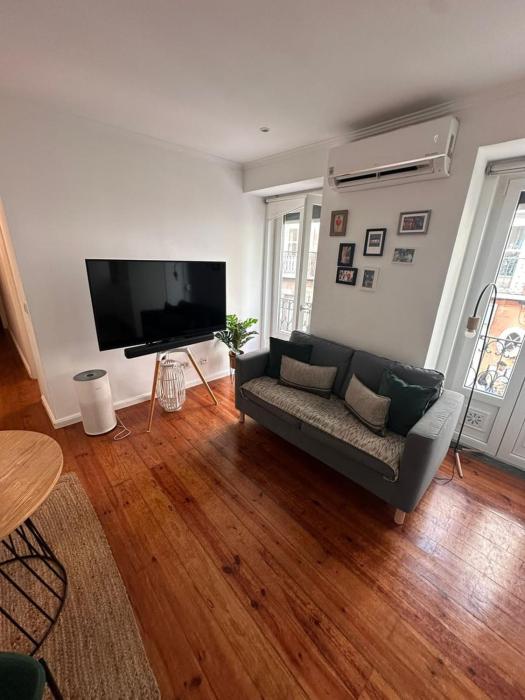 Apartment 1 Bedroom with AC Fiber Optic Internet