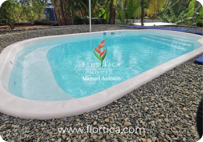 Flortica House Manuel Antonio