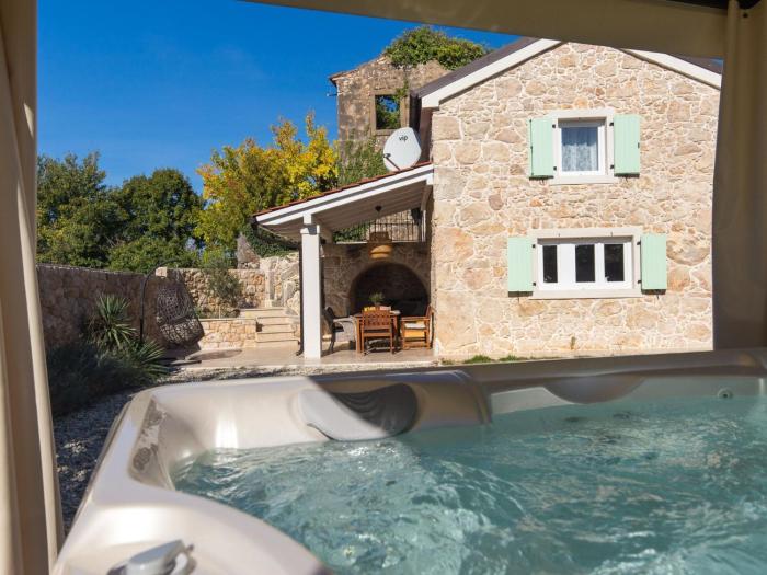 Holiday Home Misto mit Whirlpool by Interhome