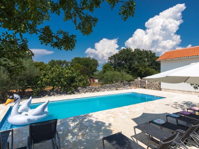 Holiday Home Villa Nadia mit eigenem Pool by Interhome