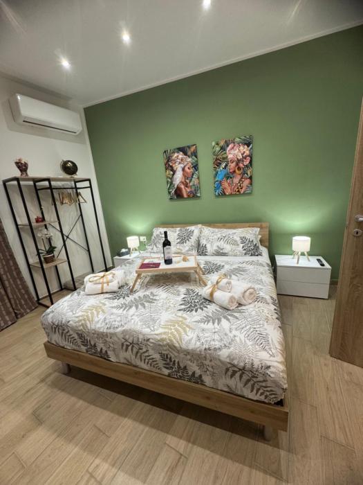 Lovely apartment with hot tub near center Palermo