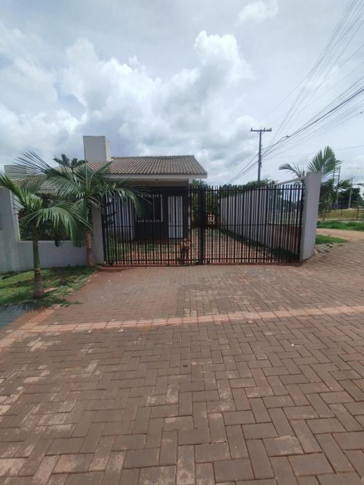 House with easy access to Show Rural - close to BR