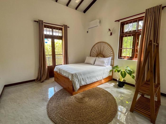 Authentic Modern Villa 10mn Walk to Hiriketiya Beach