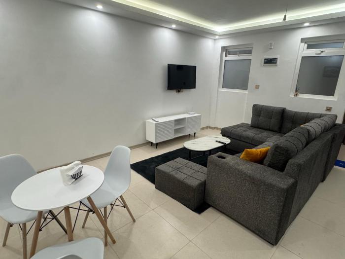 Westlands apartment with pool gym and amazing views