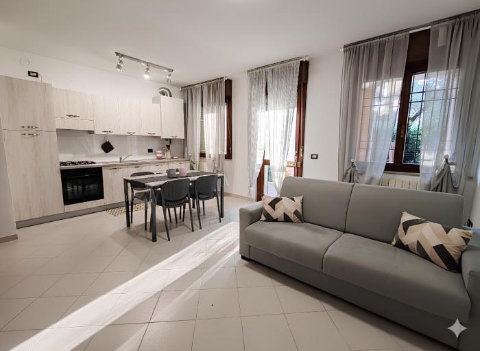 Il giardino di Tina - close to center and lake