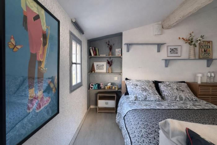 Studio spacieux sous les toits de Perpignan
