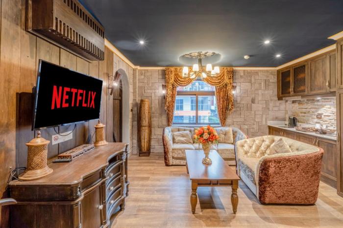 The Castle Pratumnak Hill Pattaya 6 Bedroom