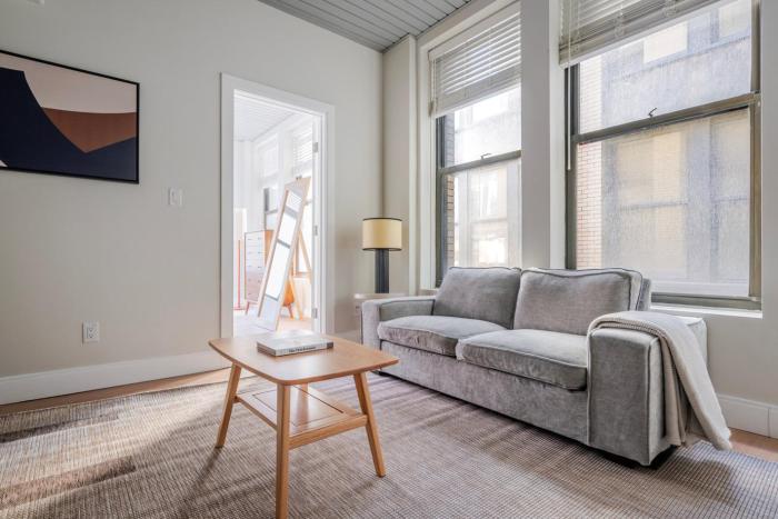 Blueground Downtown Crossing view nr Boston Common BOS-1306