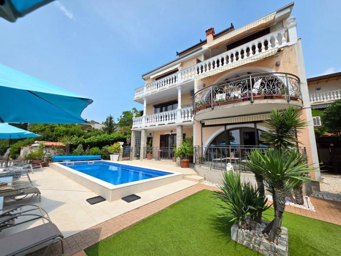 Apartment Appartement für 2-3 Personen mit Balkon und Gemeinschaftspool by Interhome