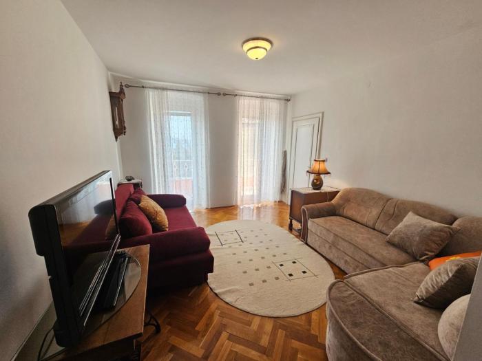 Apartment Wohnung für 3 Personen mit Terrasse by Interhome