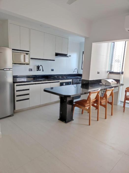 Flat Capitânia Varam - 2 Quartos-2 Banheiros - Ar Cond - Wi-Fi - Piscina - 2 Vagas Gar