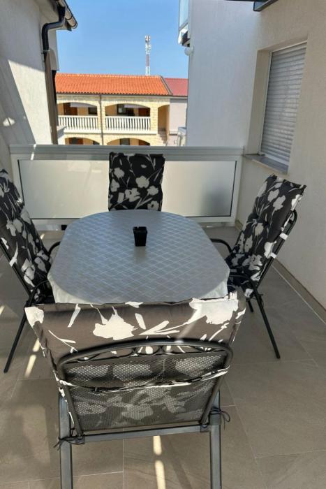 Apartment App Kajtazovic 5 by Interhome