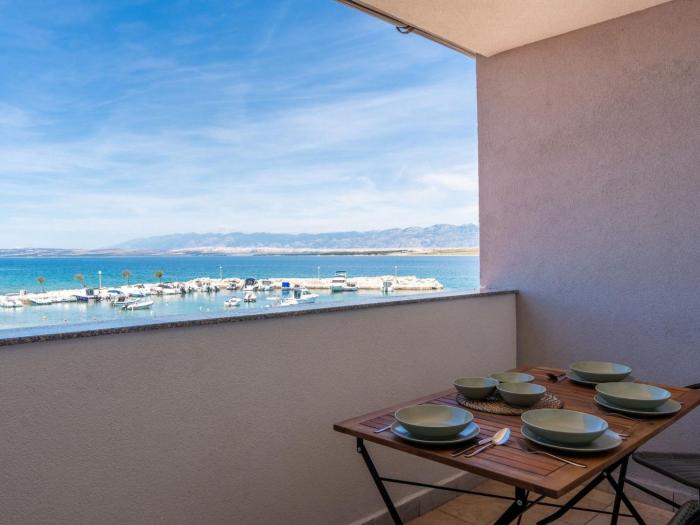 Apartment Apartment Marias Perla by Interhome