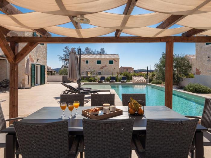 Holiday Home Villa Vallis by Interhome