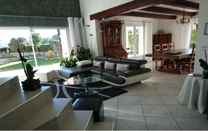 villa 8 pers-large pool 11X5-piece of paradise