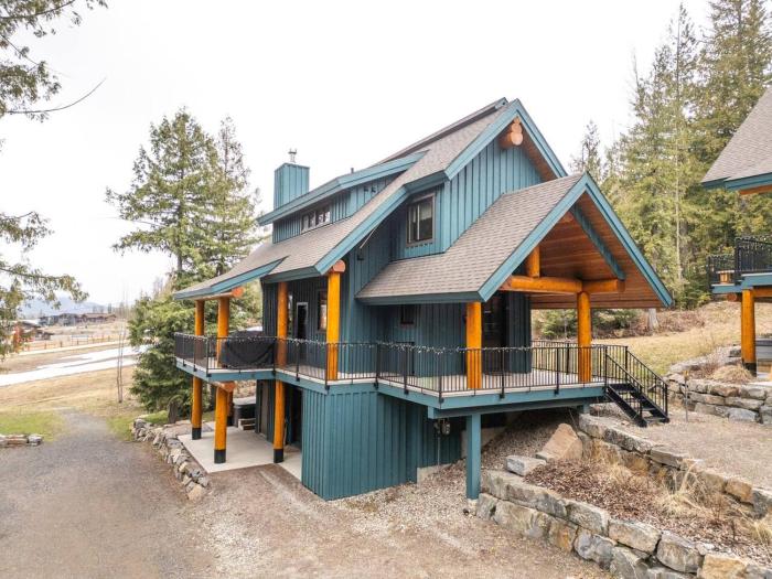 Snow Creek Cabin #502 by Fernie Central Reservations