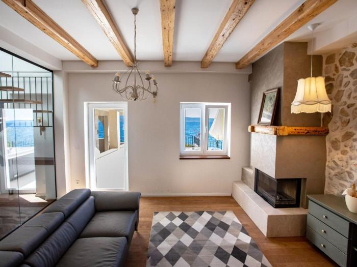 Holiday Home für 12 Personen ca- 180 m² in Jesenice- Dalmatien - Gespanschaft Split-Dalm by Interhome