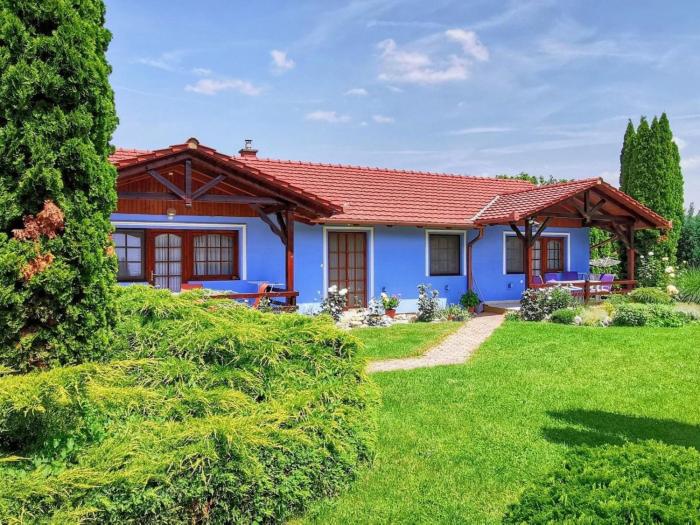 Apartment Gemütliche Ferienwohnung für 3 Personen by Interhome