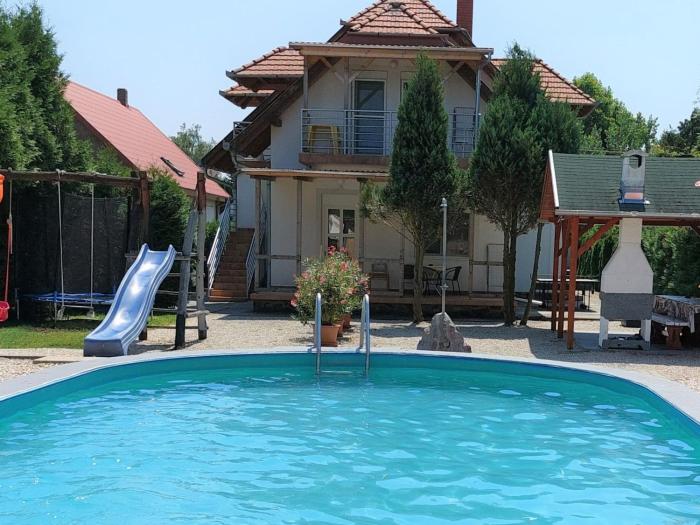 Holiday Home am See by Interhome