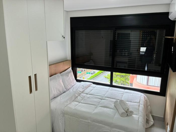 Studio em frente ao Hospital das Clinicas ZJ95