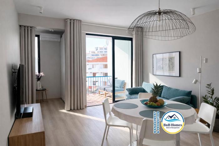 BnB Homes Ocean Breeze Terrace Apartment