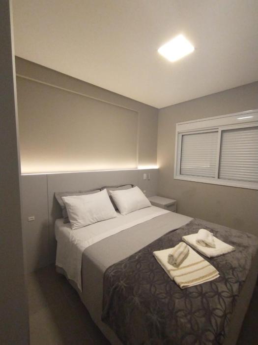 Apto novo 150 m do mar