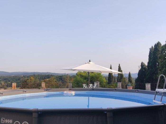 Holiday Home Historische Villa auf dem Lande in den toskanischen Hügeln by Interhome