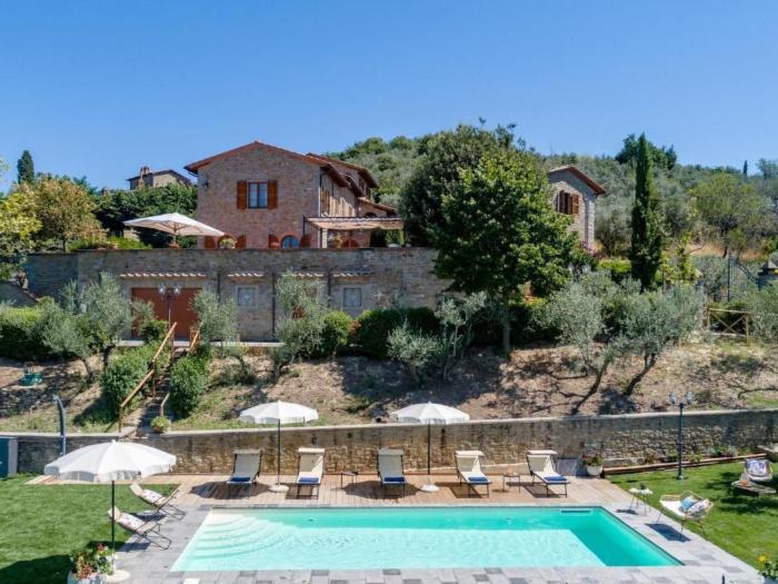 Apartment Wunderschöne Wohnung in Cortona mit Großer Terrasse by Interhome