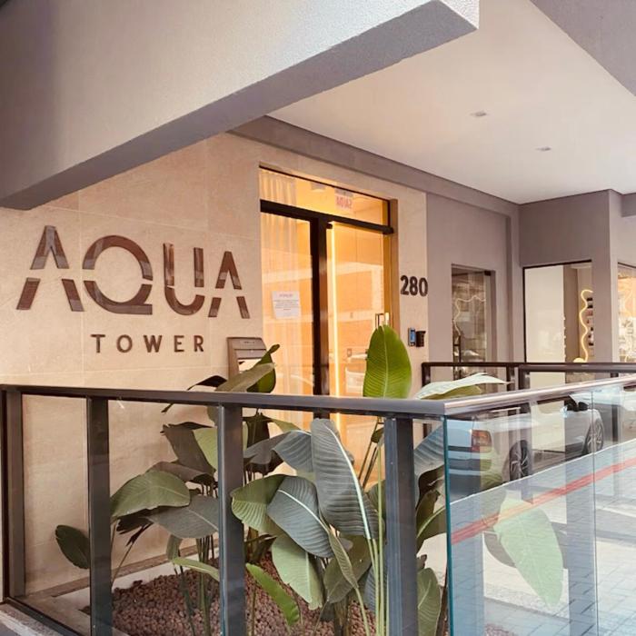Aqua Tower, 280