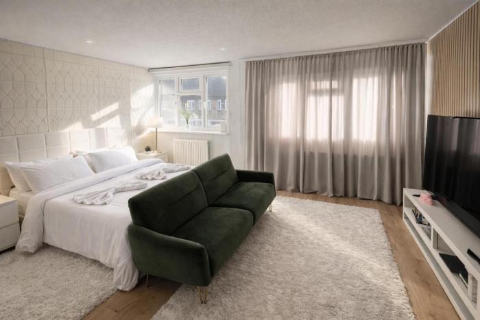 Share house near Tower Bridge