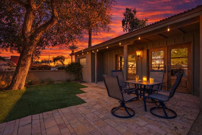 Syrah-2 Units-In Old Town-Walk to Fashion Square