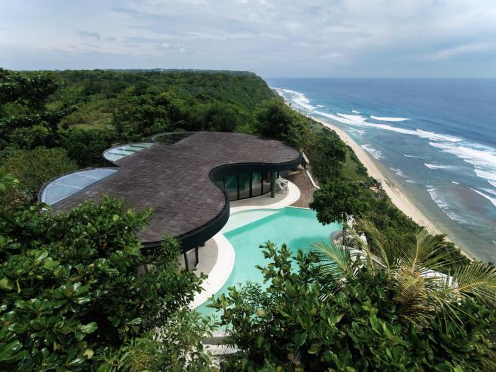 Ultra Luxury Cliff Villa