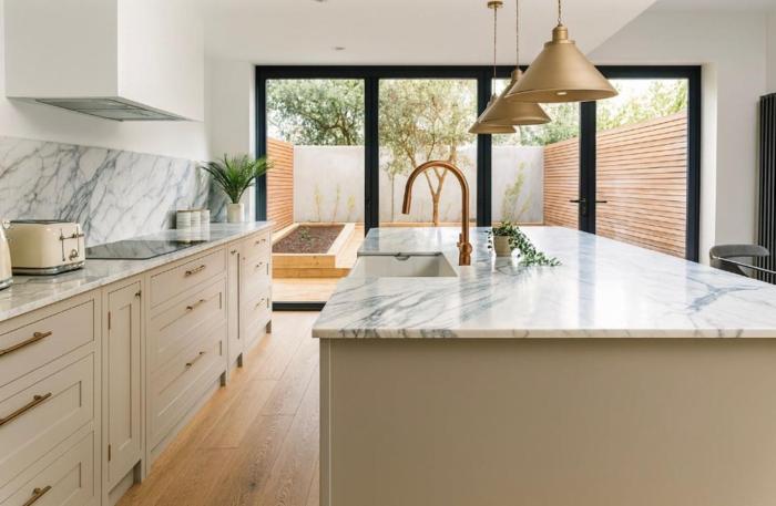 Luxury 5 Bed Home near Earls Court