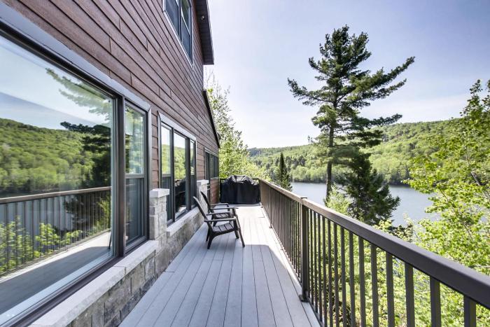 Lakefront - Chalet Le Missionnaire