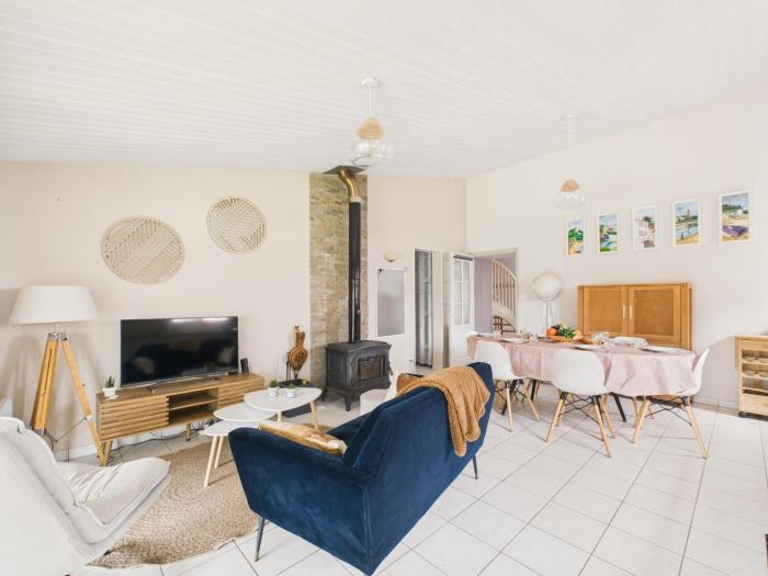 200 m de la mer, maison pour 7 avec jardin