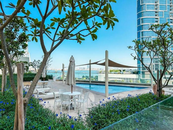 Masakn Canal View Apartment in Dubai Marina