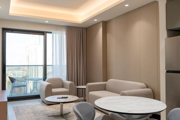 Werova - Modern 1BR Apartment Prime JVT Location