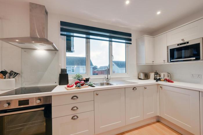 2 Bed in Croyde oc-18lead