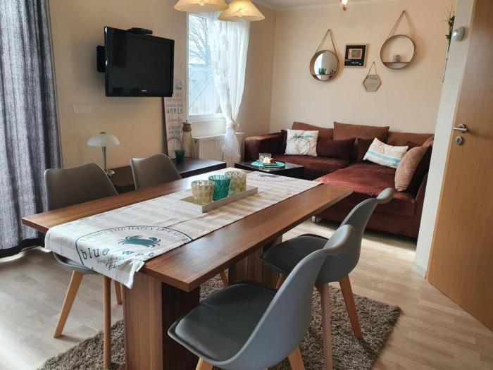 Holiday Home in Wervershoof mit Sonniger Terrasse by Interhome