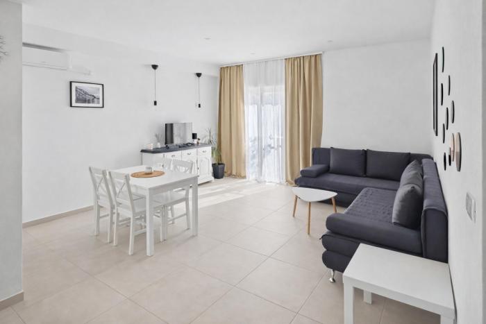 J&B Apartment