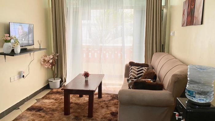 Linah Apartment-Sunsweet Resort Shanzu beach0116&570&504with pool