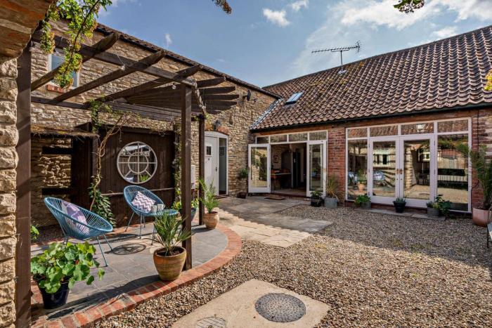 4 Bed in Cawton oc-t32408