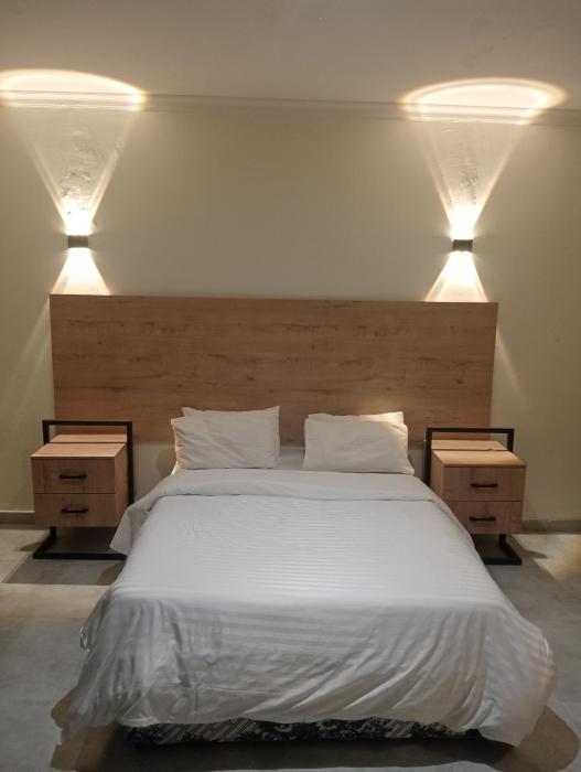 1 Bedroom Cute & Cosy with Swimming Pool, Solar Backup & WiFi