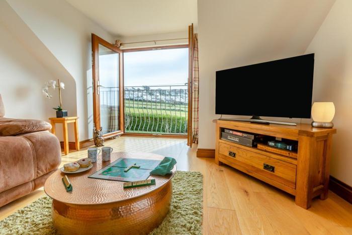 3 Bed in Marazion oc-m30668