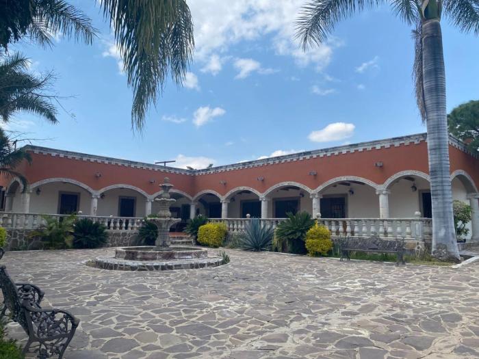 Casa de campo tipo hacienda