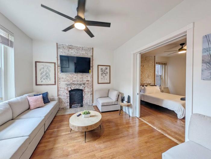 Timeless Modern Escape in Saint Louis