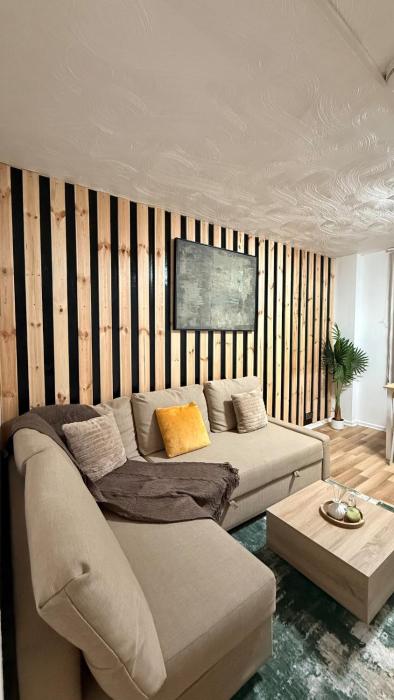 Dakota Sioux Manchester City Center Shudehill Station