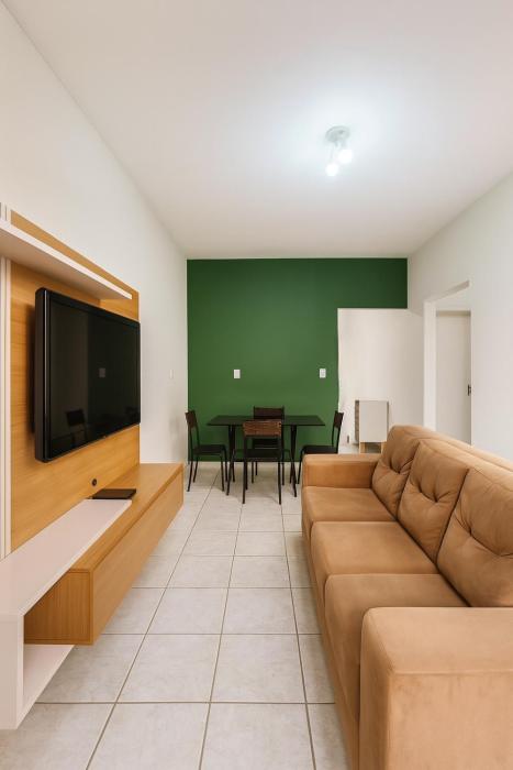 Casa a cerca de 2 min Madrecor com Garagem p 6 pessoas